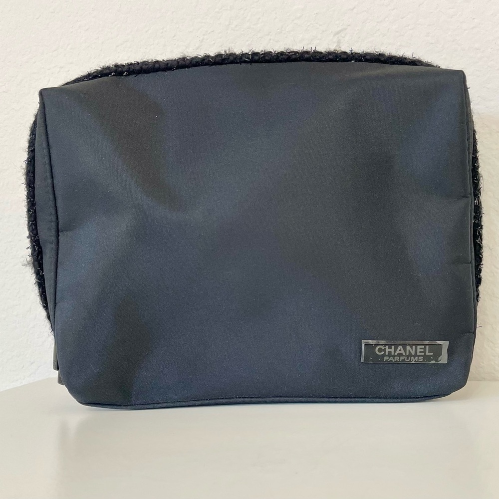 CHANEL Parfums Cosmetic Bag